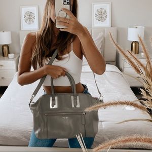 Henri Bendel Gray Tote🤍